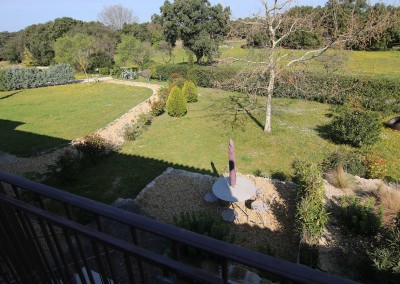 Jardin privatif du gite le vignoble au mas de la rivoire