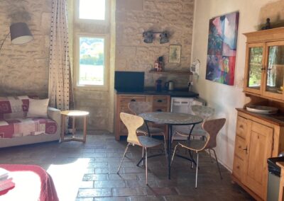 Kitchenette gîte Le Romarin